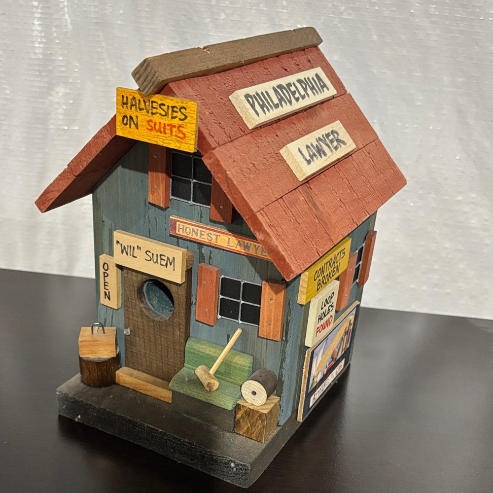NWOT Rustic Wooden bird house/ office Decor - Multicolor